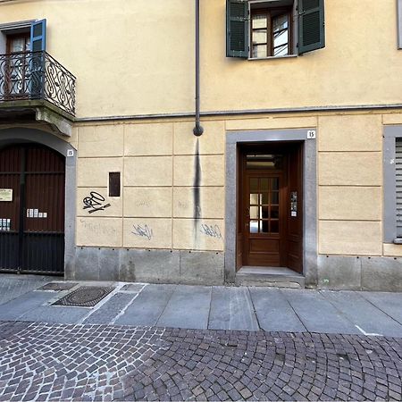 L'Appartamento Di Ringhiera Биелла Экстерьер фото
