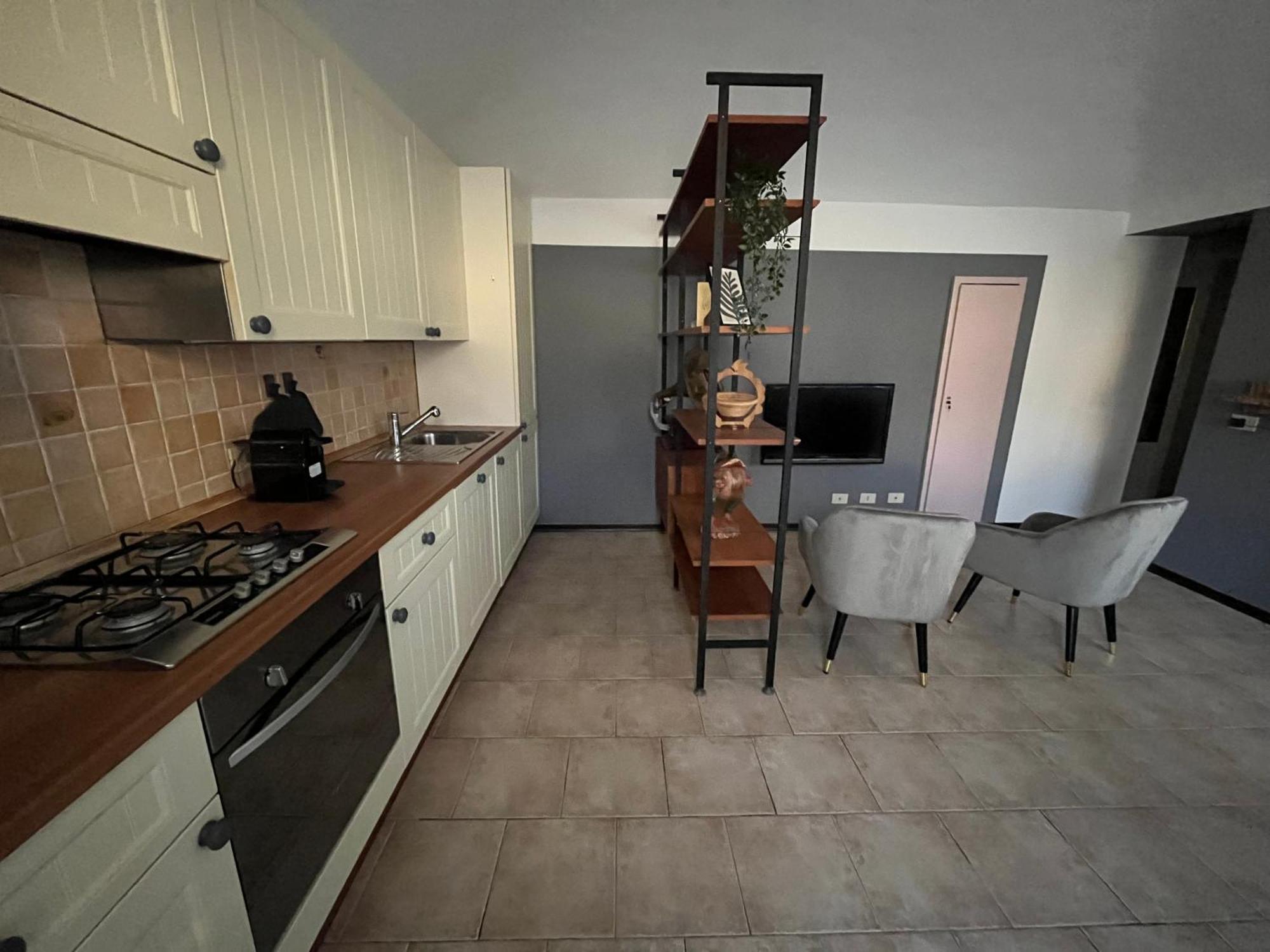 L'Appartamento Di Ringhiera Биелла Экстерьер фото