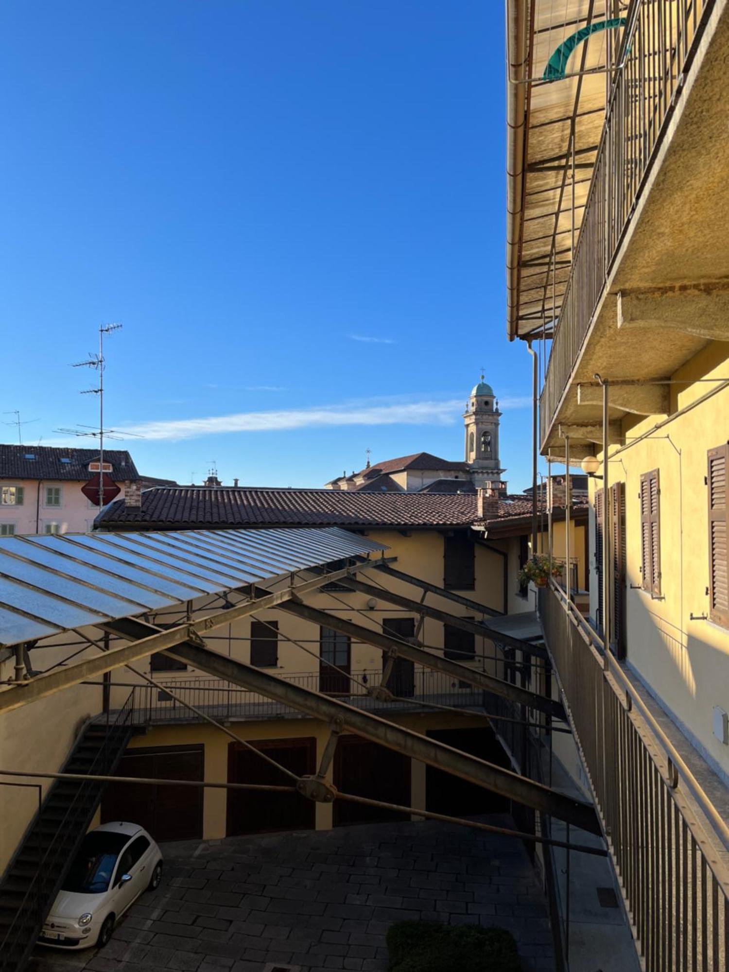 L'Appartamento Di Ringhiera Биелла Экстерьер фото