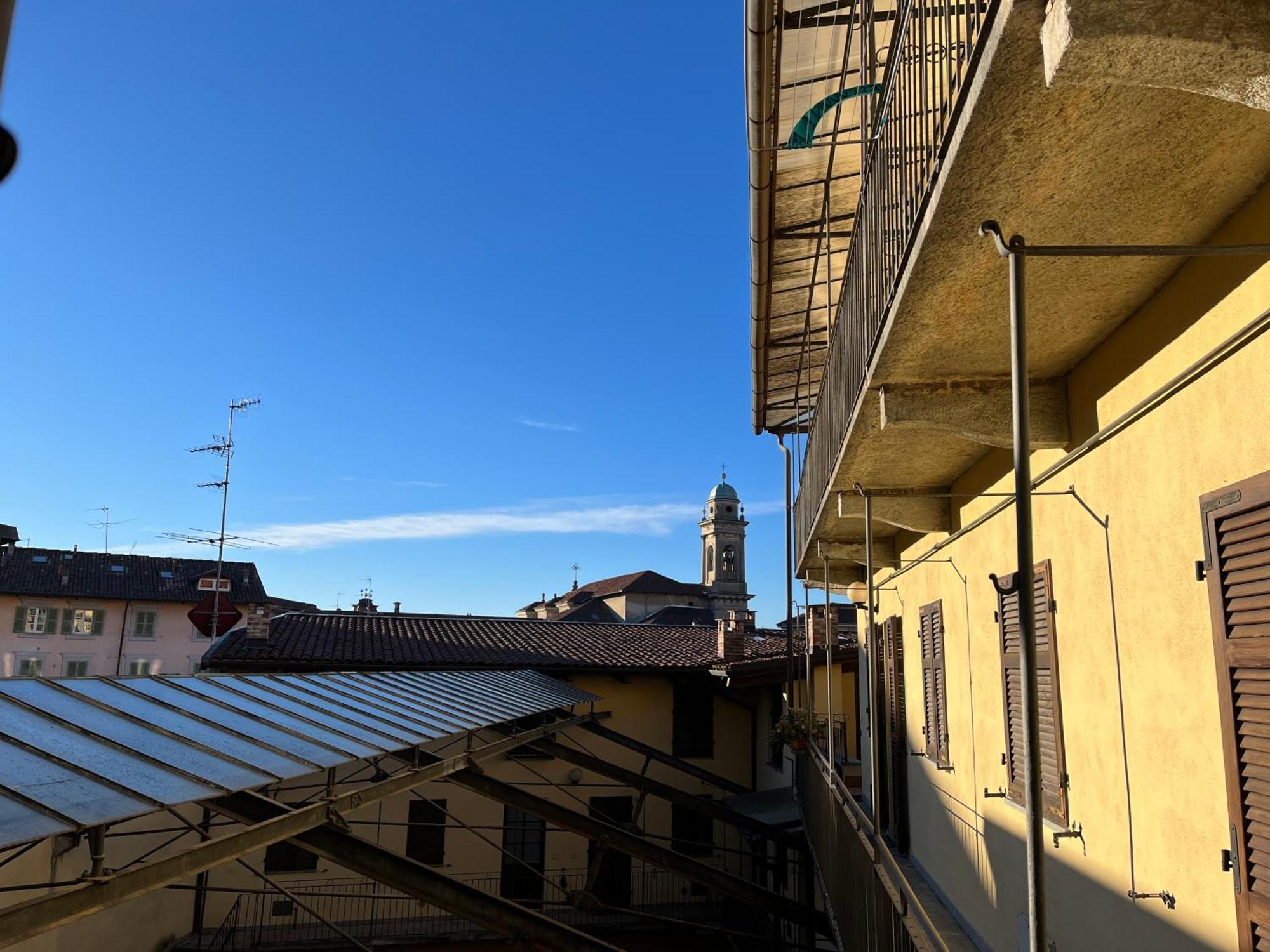 L'Appartamento Di Ringhiera Биелла Экстерьер фото